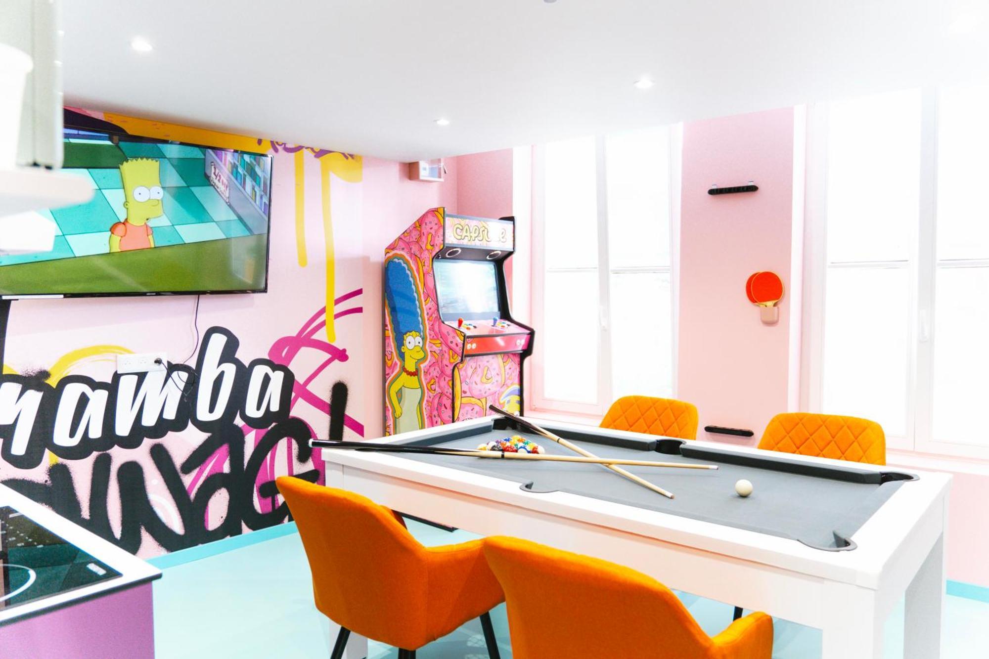 Capsule Springfield - Balneo -Sauna - Billard Douai Bagian luar foto