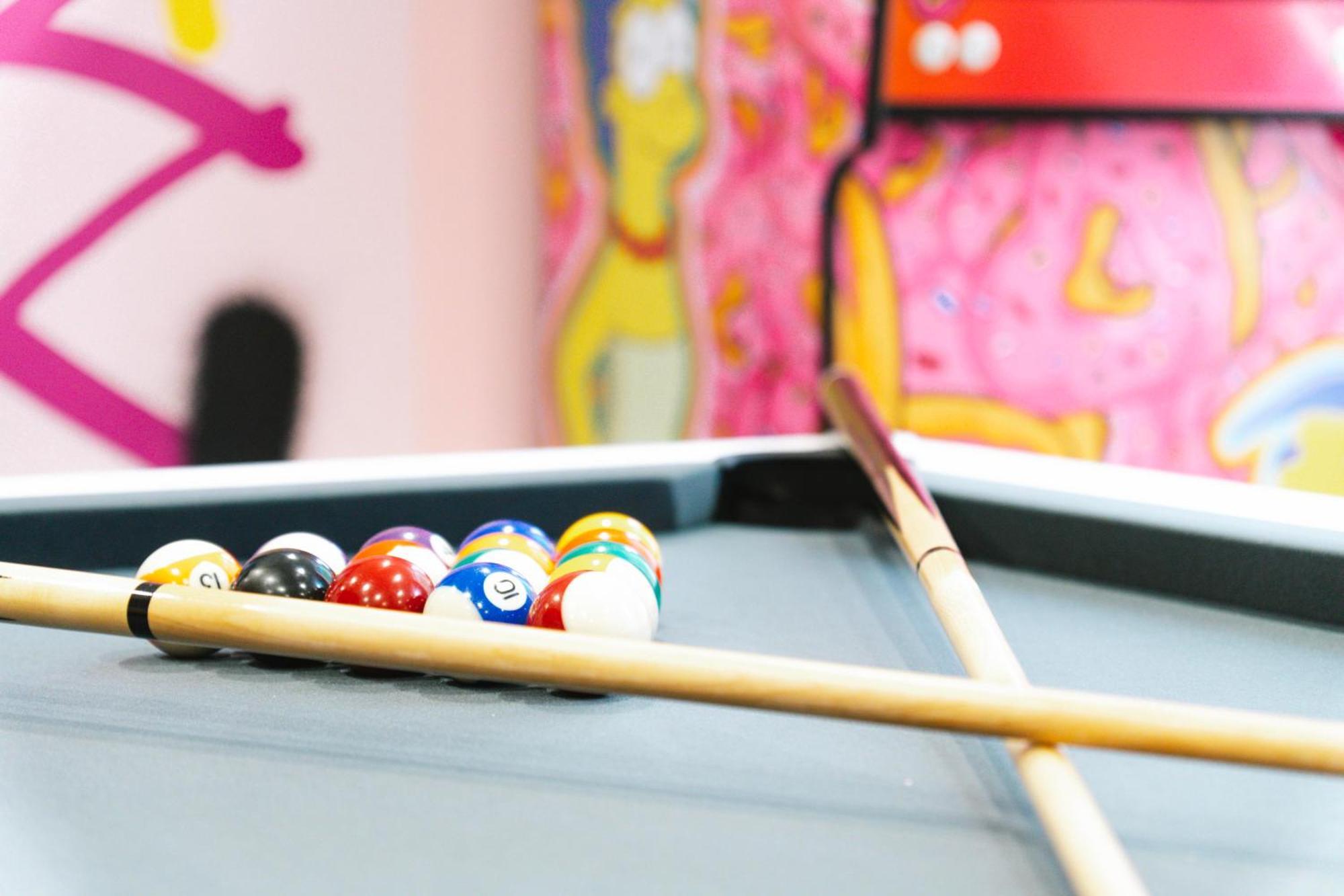 Capsule Springfield - Balneo -Sauna - Billard Douai Bagian luar foto