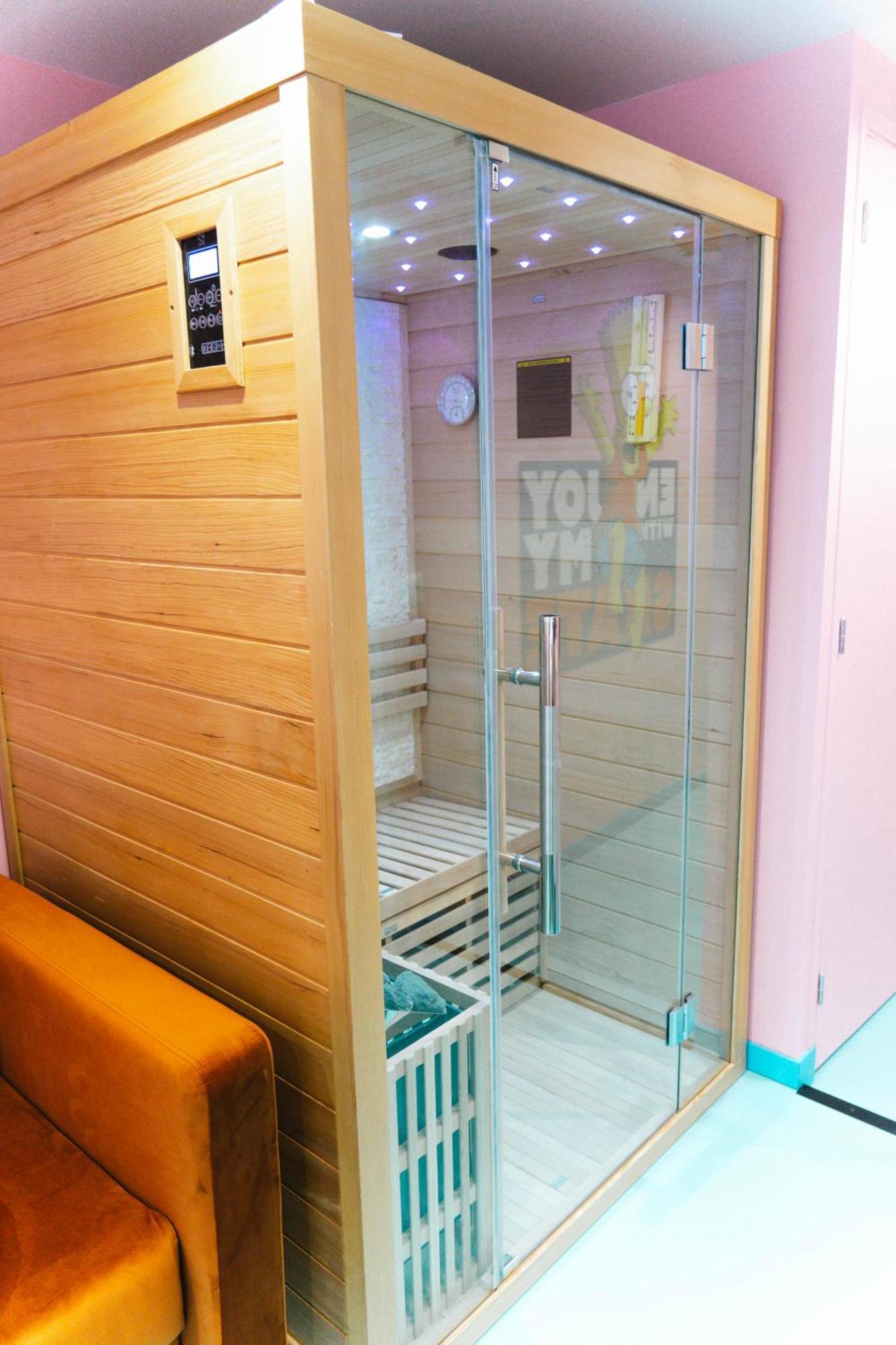 Capsule Springfield - Balneo -Sauna - Billard Douai Bagian luar foto