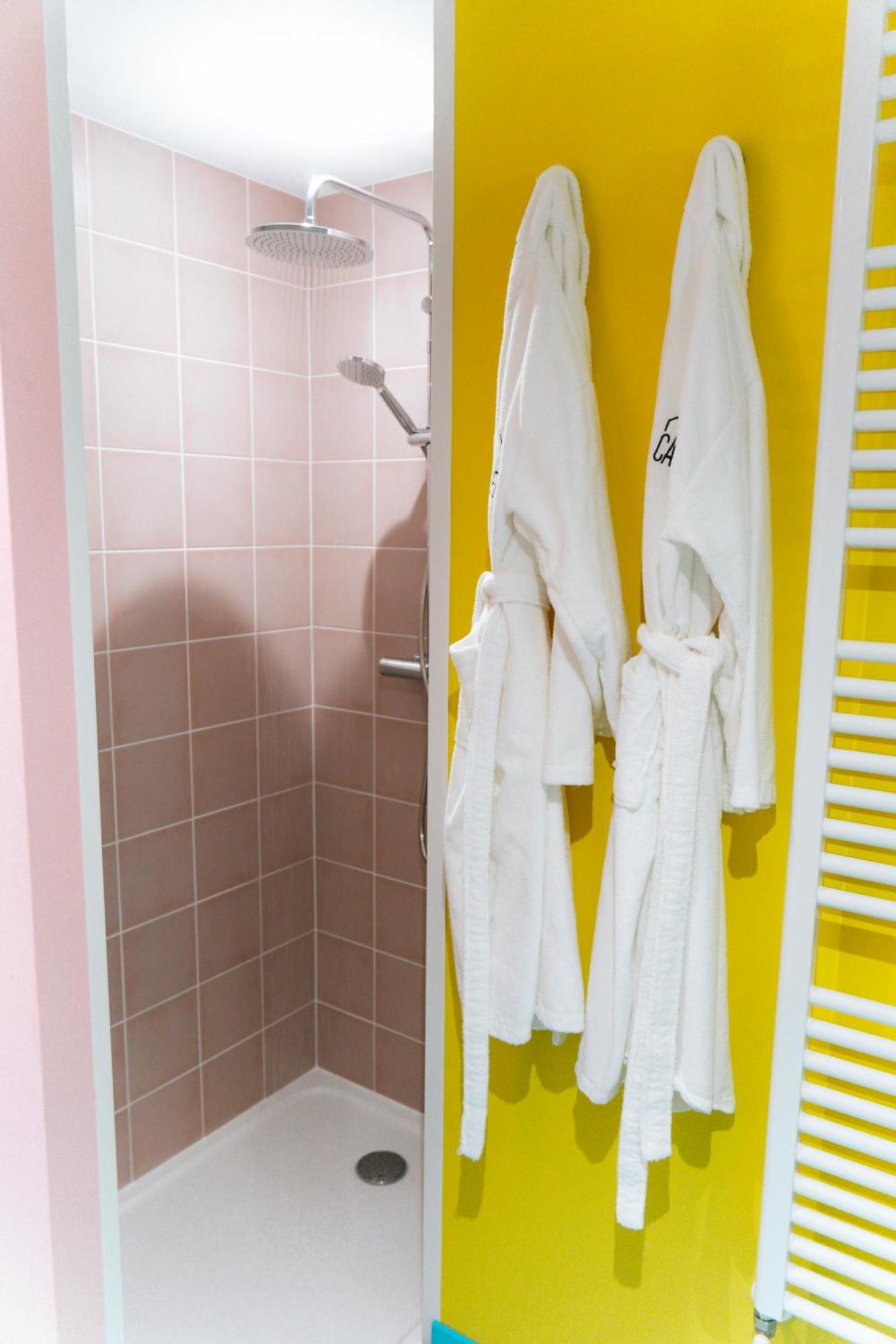 Capsule Springfield - Balneo -Sauna - Billard Douai Bagian luar foto